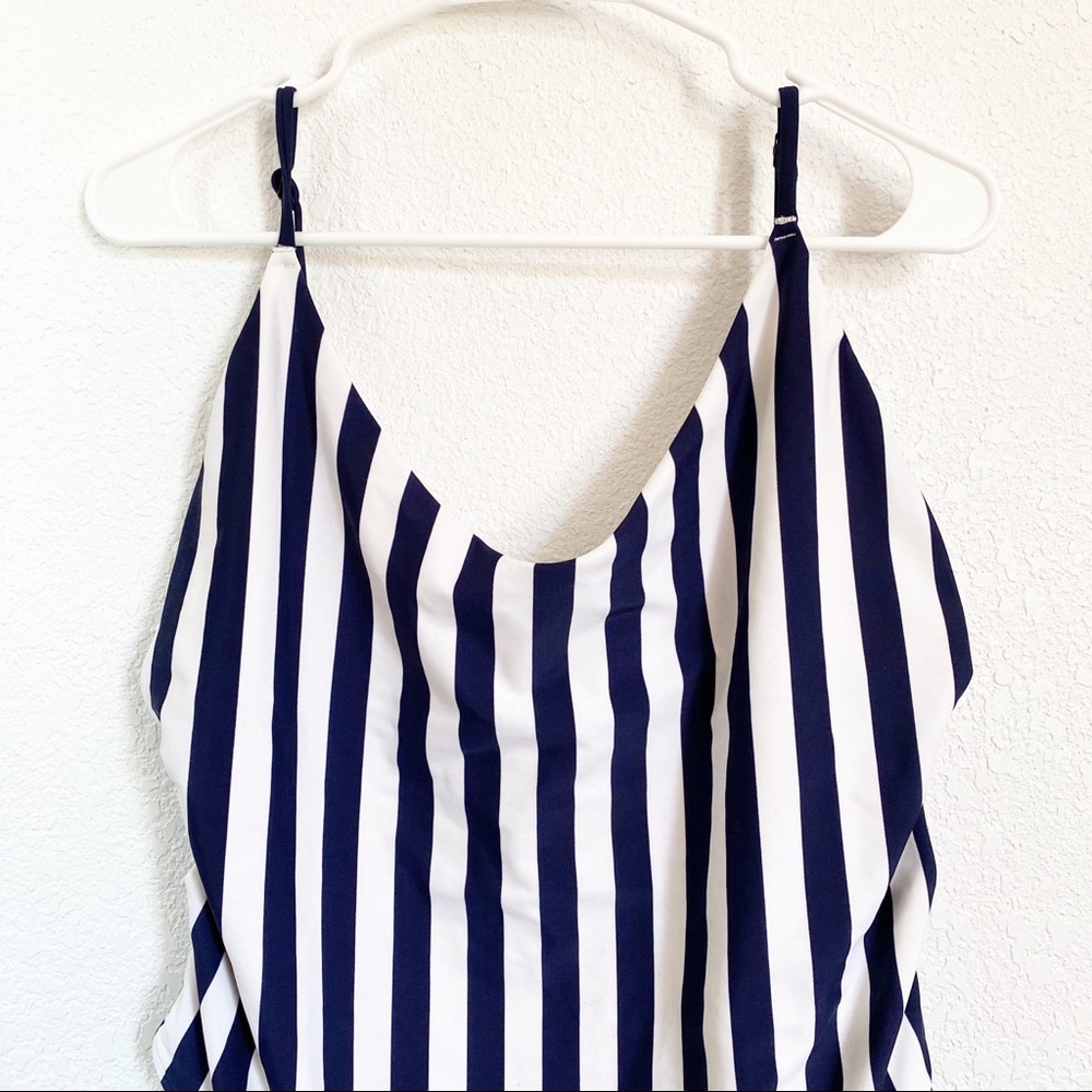 Aerie NWOT Striped One piece 😍 - Picture 2 of 12